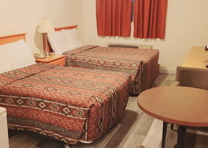 Motel: Ace Inn